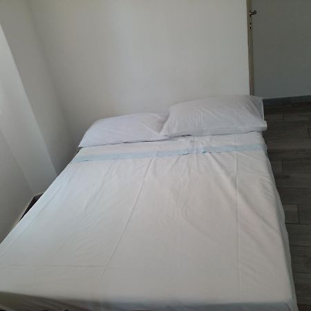 Home332 Специя Екстериор снимка