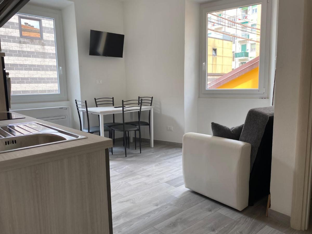 Home332 Специя Екстериор снимка