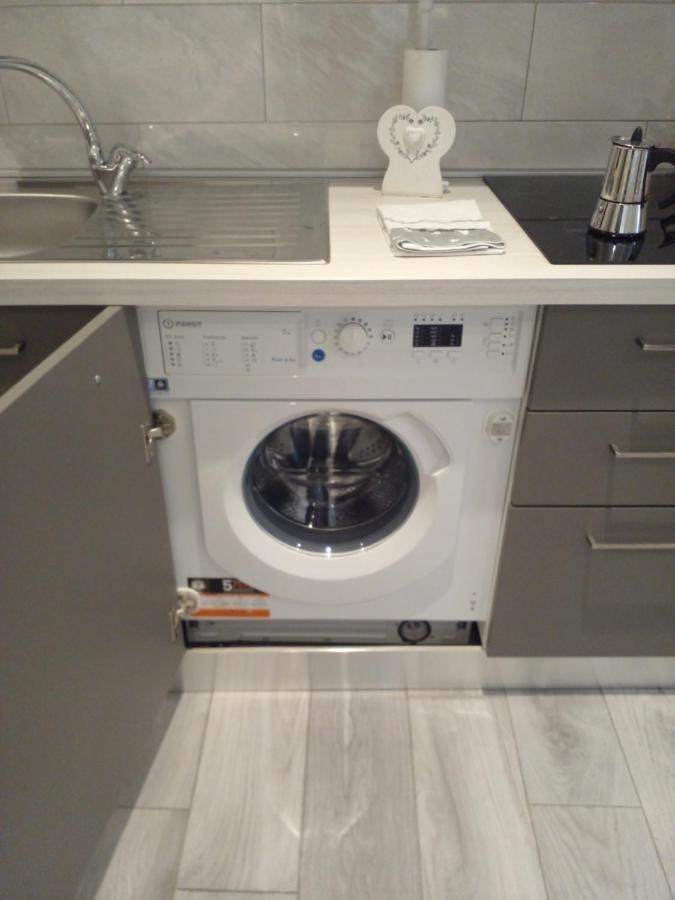 Home332 Специя Екстериор снимка